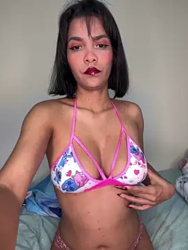 Kitty Wild 19 online show from April 5, 8:35 am