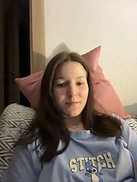 OliaLav online show from February 8, 8:45 pm