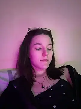 OliaLav online show from April 24, 8:28 am