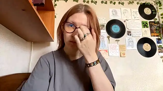 LaureenVielma online show from April 5, 8:24 am