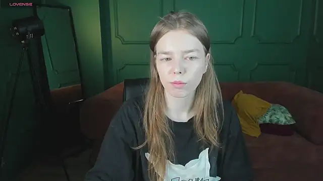  Tina Tayllor  online show from March 16, 1:37 pm