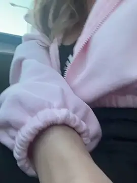 AmeelliaRose online show from March 9, 3:59 pm