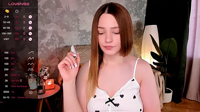 cherrykississ online show from July 2, 2:33 am