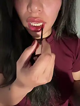 QuynhAnh 2k1 online show from February 22, 9:16 pm