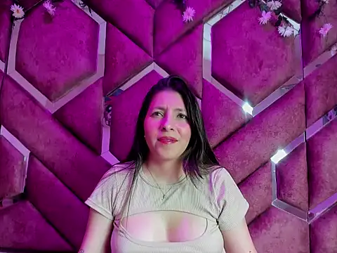 EmberCooper  online show from April 15, 1:50 am