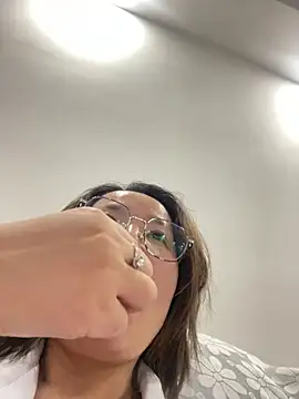 Youyou 12 online show from February 14, 6:54 pm