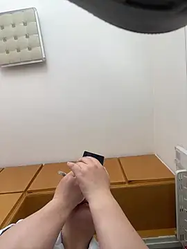 Youyou 12 online show from April 1, 12:22 am