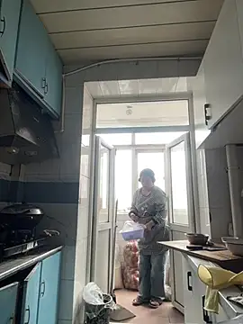 Youyou 12 online show from April 9, 1:52 am