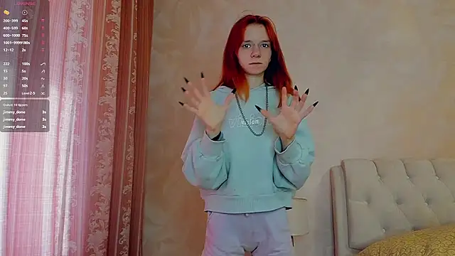 TarynPalek online show from March 15, 7:43 am