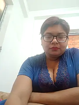 Elie Hallway online show from March 8, 2:37 am