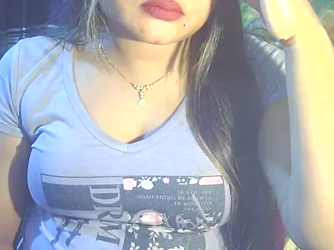 Nusrat Faria online show from March 11, 7:27 pm