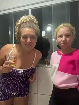 LoiraQuente69 online show from May 17, 4:44 am