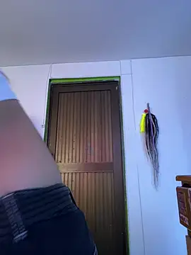 suky pou online show from February 14, 4:31 pm