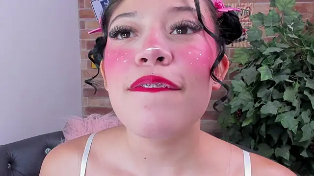 foxy vera online show from June 20, 11:14 am