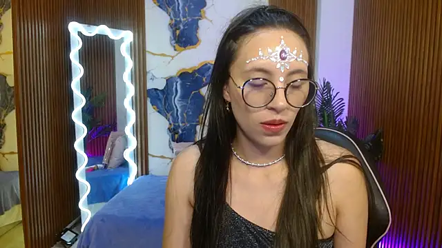 Athenaa tay online show from February 17, 7:57 pm