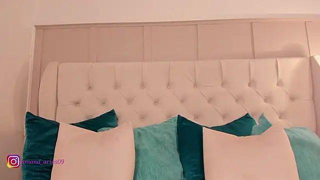 amanda rios online show from March 11, 10:01 pm