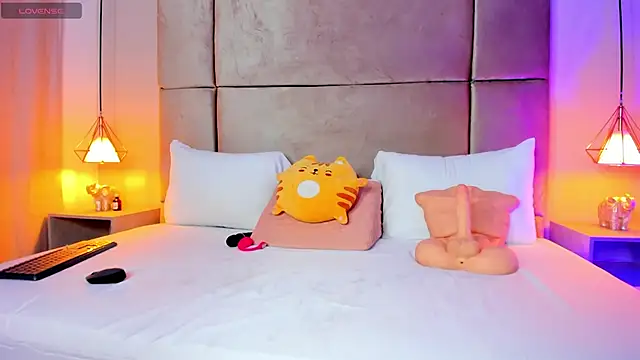 Zafiro11  online show from February 23, 12:04 pm