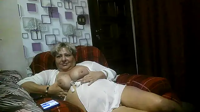 bialoba7 online show from July 23, 1:58 am