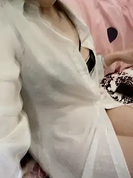 Luna-Luna69 online show from March 28, 6:51 pm