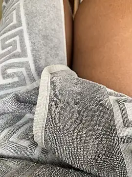 eeer116 online show from March 18, 11:48 am