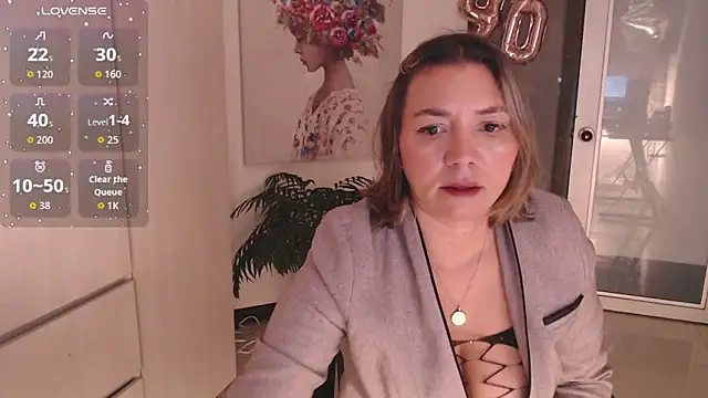 milfsecret69 online show from March 8, 11:36 am