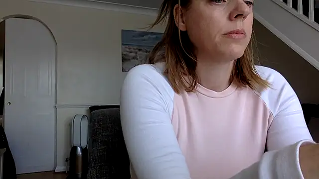 ElizabethArden42- online show from May 15, 2:42 pm