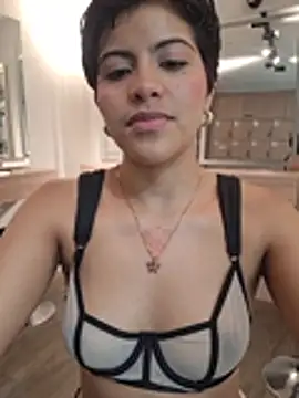 Eva Monroes online show from March 22, 8:20 am