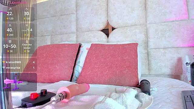 EmmaLovve online show from April 7, 4:47 am