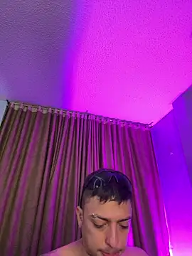 SavageBond  online show from February 27, 10:15 am