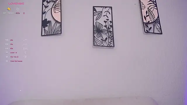 loveegirll1 online show from February 18, 8:13 am