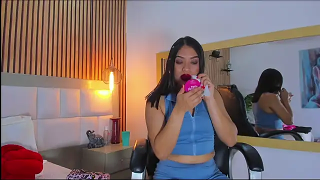 Georgia Vega online show from February 20, 7:26 pm