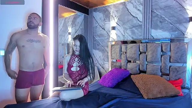 Lion and aria online show from April 15, 11:44 am