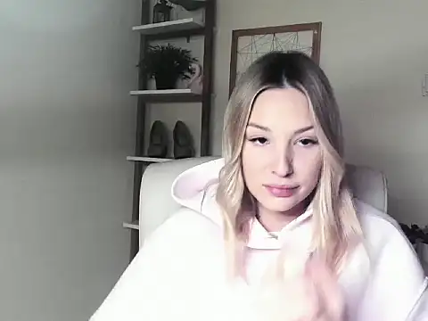 VelvetAngela online show from February 18, 6:56 am