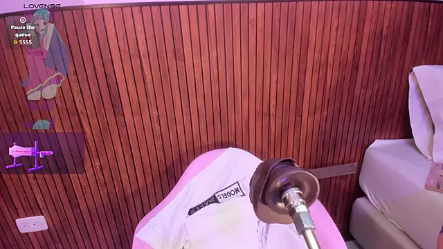 nicolle boobies online show from April 15, 7:58 pm