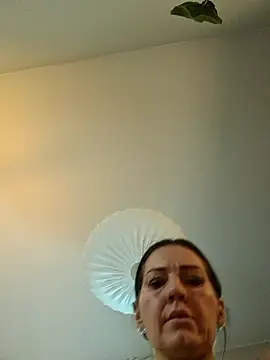 Bella Velour online show from March 1, 4:34 am