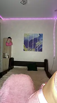 Lissy Liss online show from April 2, 5:10 pm