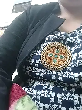 sexydesigirl1 online show from February 11, 10:17 am