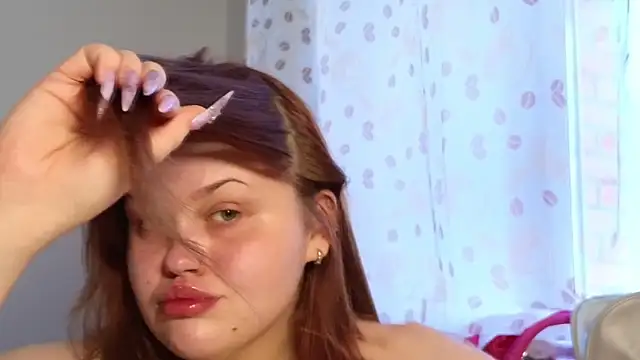 Gloria Thomas online show from March 19, 8:07 am