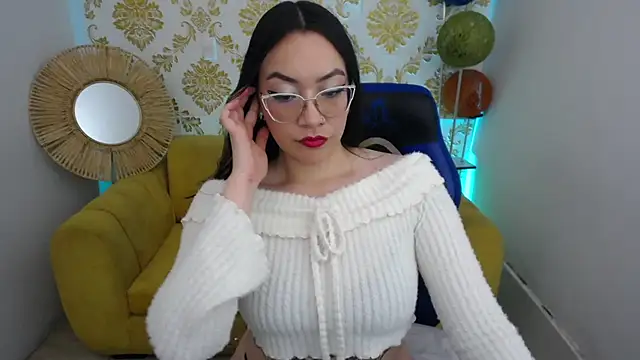 ALISS M  online show from March 20, 8:36 pm