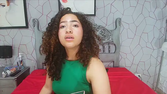 meganrousx online show from April 12, 3:37 pm