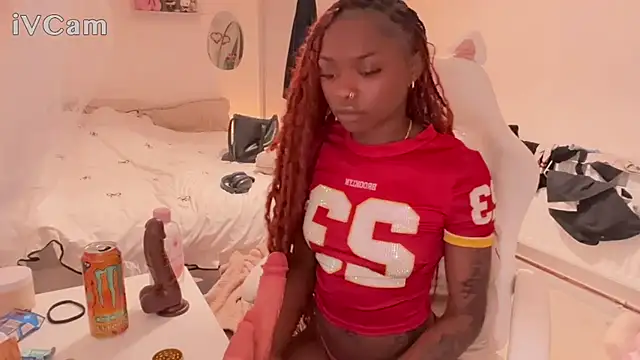 missbbydior online show from February 3, 10:56 pm