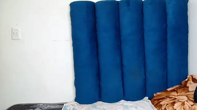 ForeverSexy  online show from March 15, 8:00 pm