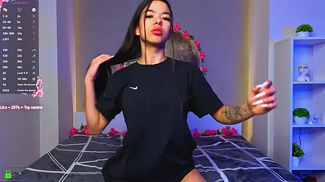 DeloresOkoren online show from February 21, 7:25 pm