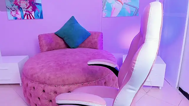 ariana cute6 online show from March 20, 11:59 am