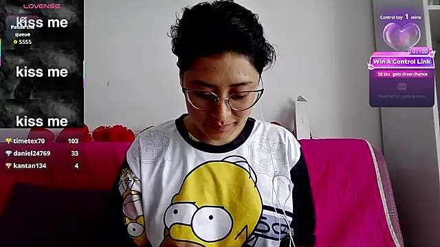 Juliexxxxtasy online show from February 13, 1:46 pm