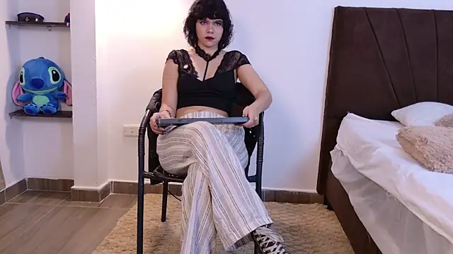 Raven OA online show from March 24, 1:16 pm