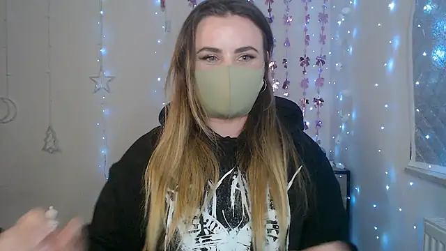 Avelina1 online show from April 18, 9:04 pm