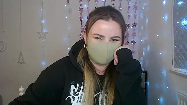 Avelina1 online show from April 18, 7:29 pm