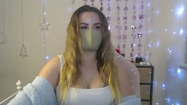 Avelina1 online show from March 30, 8:08 pm