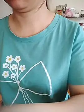 LiilyZi online show from March 23, 1:56 am